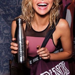 🆕PINK Metal water bottle 💦